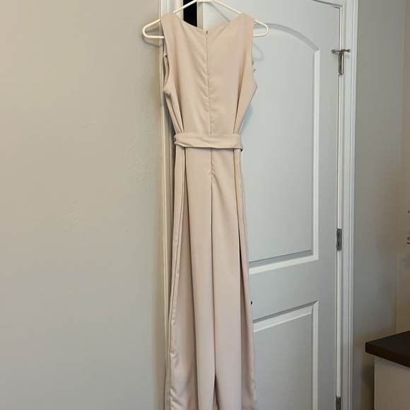 TAKARA Jumpsuit!Creme color 💛 sz 9. Junior should fit womens 6-8sz Super soft! - Picture 3 of 5
